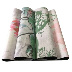 tapete de ioga de camurça
